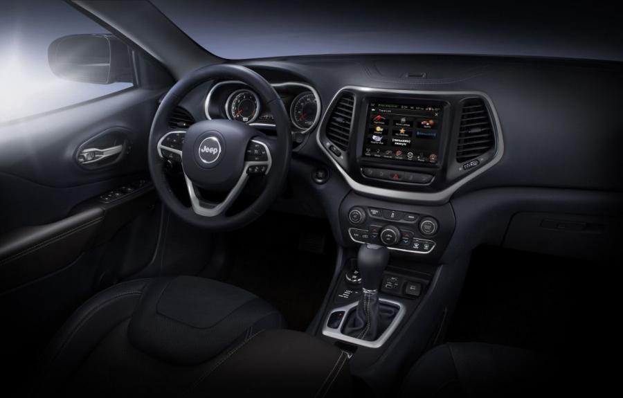  Jeep Cherokee 2014 года  (фото 18 из 88)